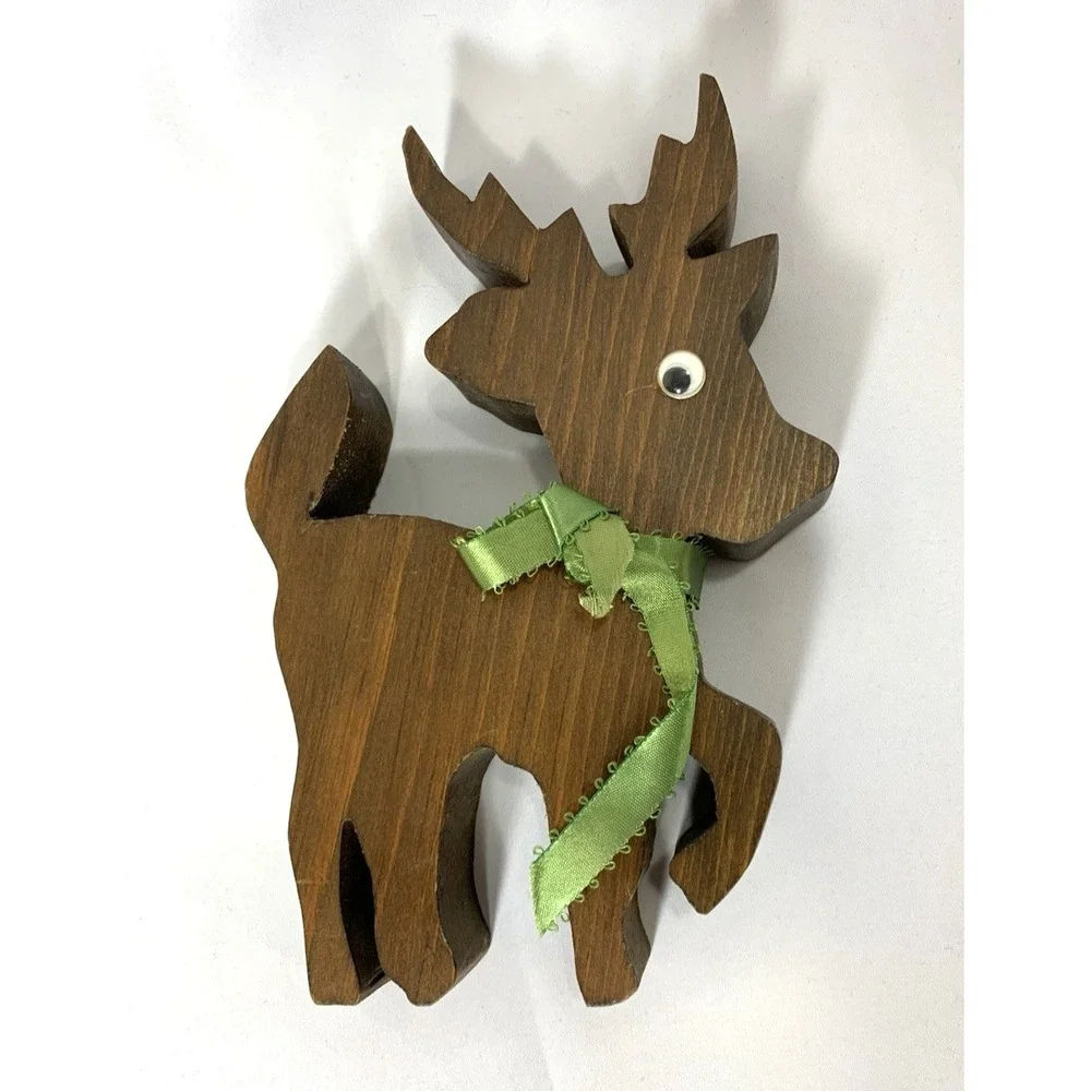 Vintage Wood Deer 7.5
